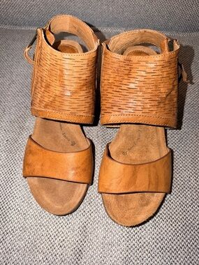 Sofft Tan Woven Leather Ankle Strap Sandals